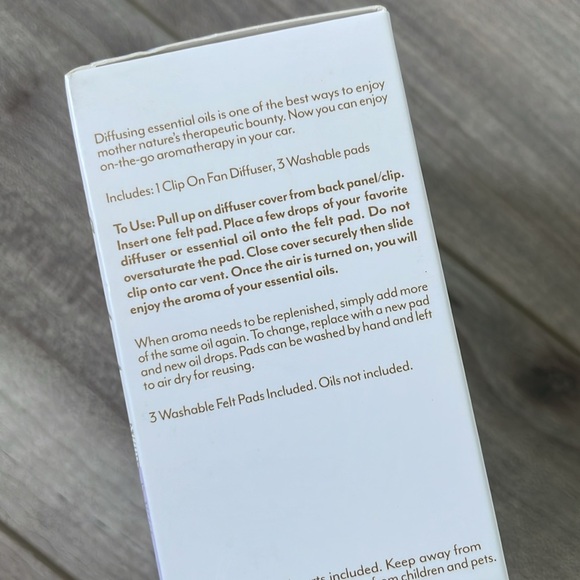 Earth Luxe Car Diffuser & Lavender Essential Oil - Picture 5 of 6